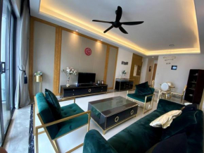 New High Floor Comfy Home With Netflix RF Mall